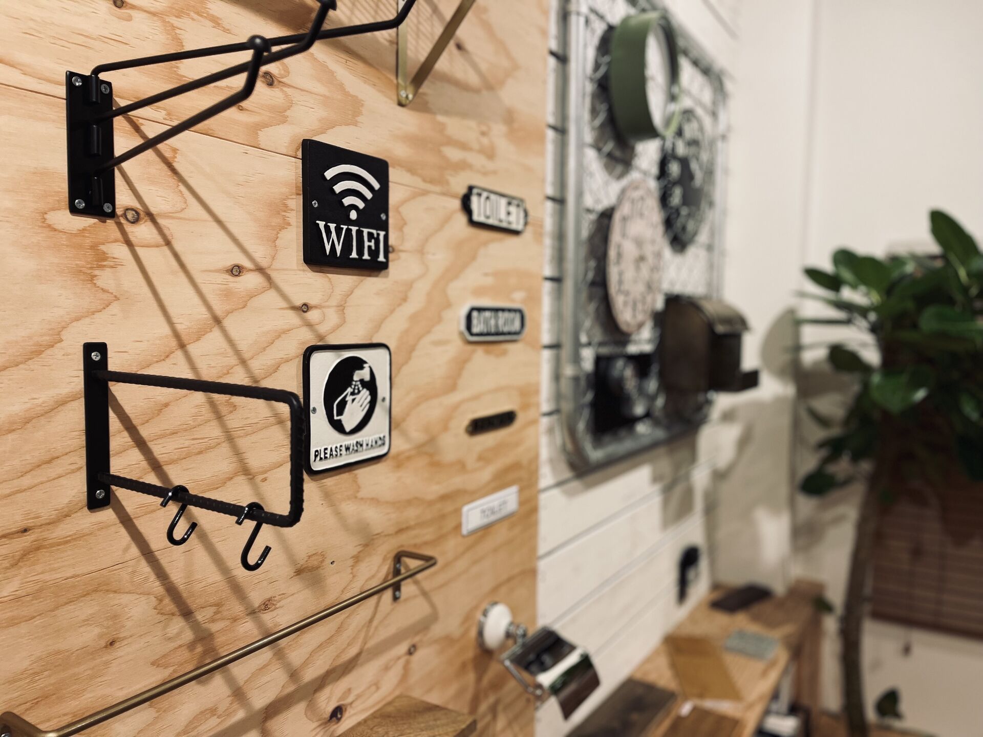 07DB6DE7-0DBB-46DE-9875-C273A3334FA9